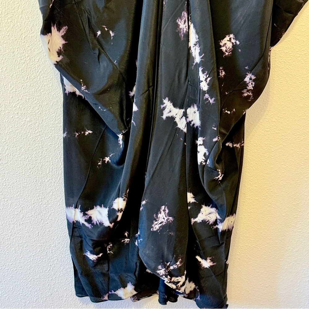 NWT - Carolina K Aisha Kaftan Elegant Black and Cream Midi Dress - Picture 4 of 7